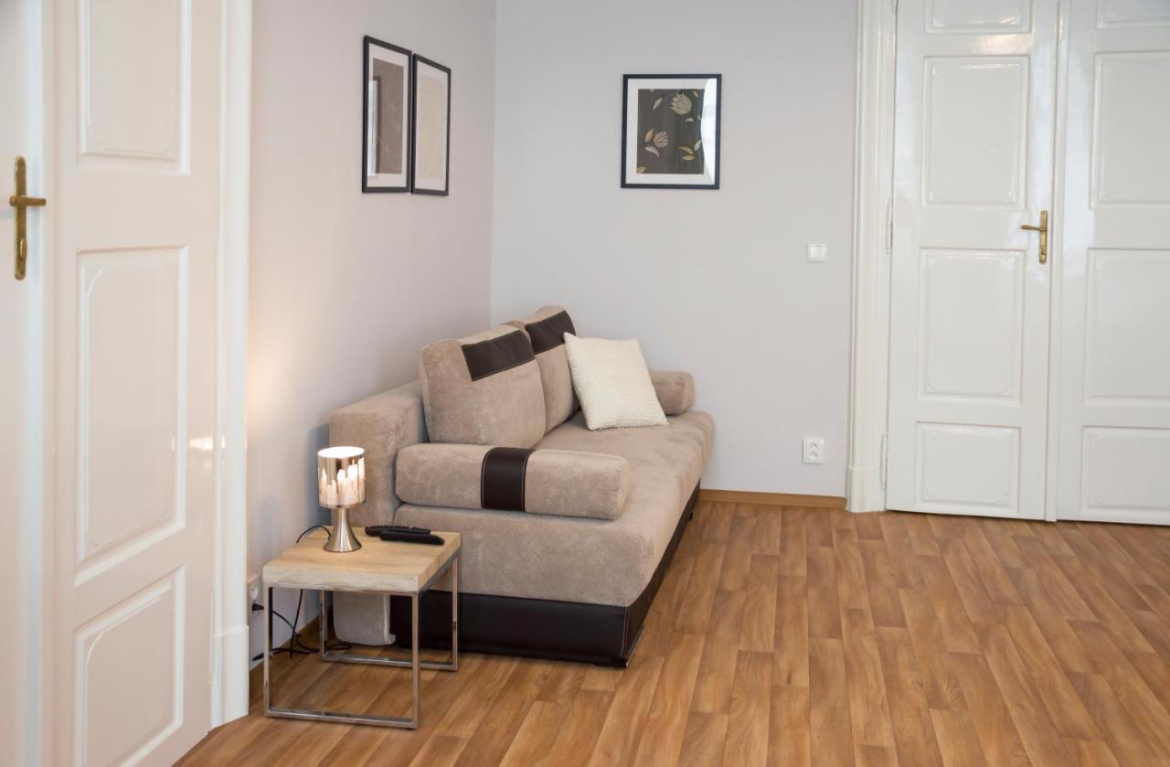 Residence Krakovska 5 Prága Kültér fotó
